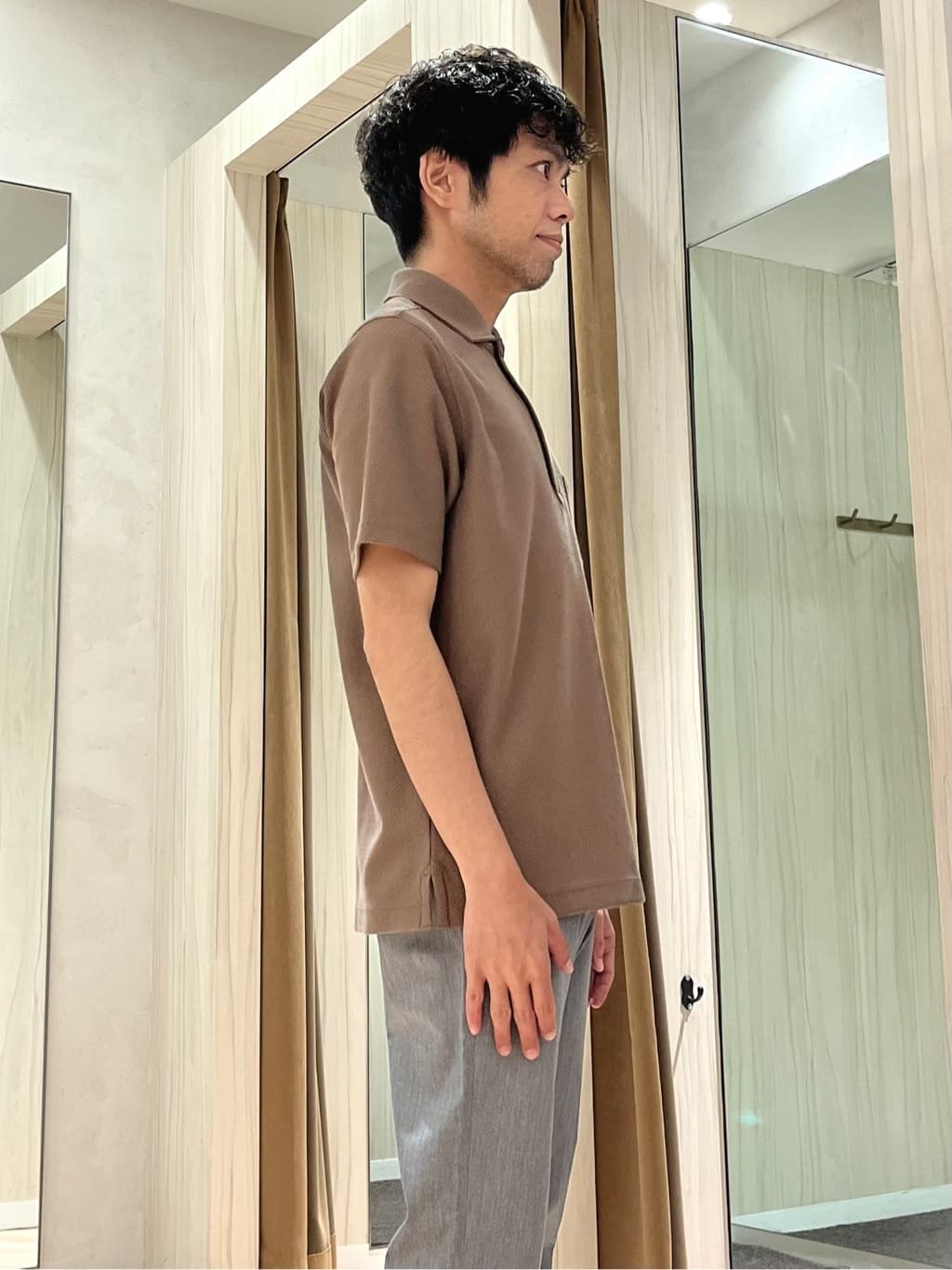 URAさんの「TAKEO KIKUCHI｜【全7サイズ&times;8色展開！】トップマルチヘリンボン パンツ」を使ったコーディネート