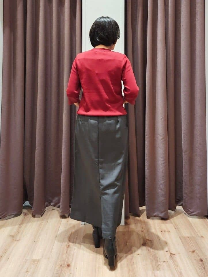 さくさんの「grove｜【ひんやり多機能】やわらかドライタッチ 袖口シアードッキングプルオーバー」を使ったコーディネート