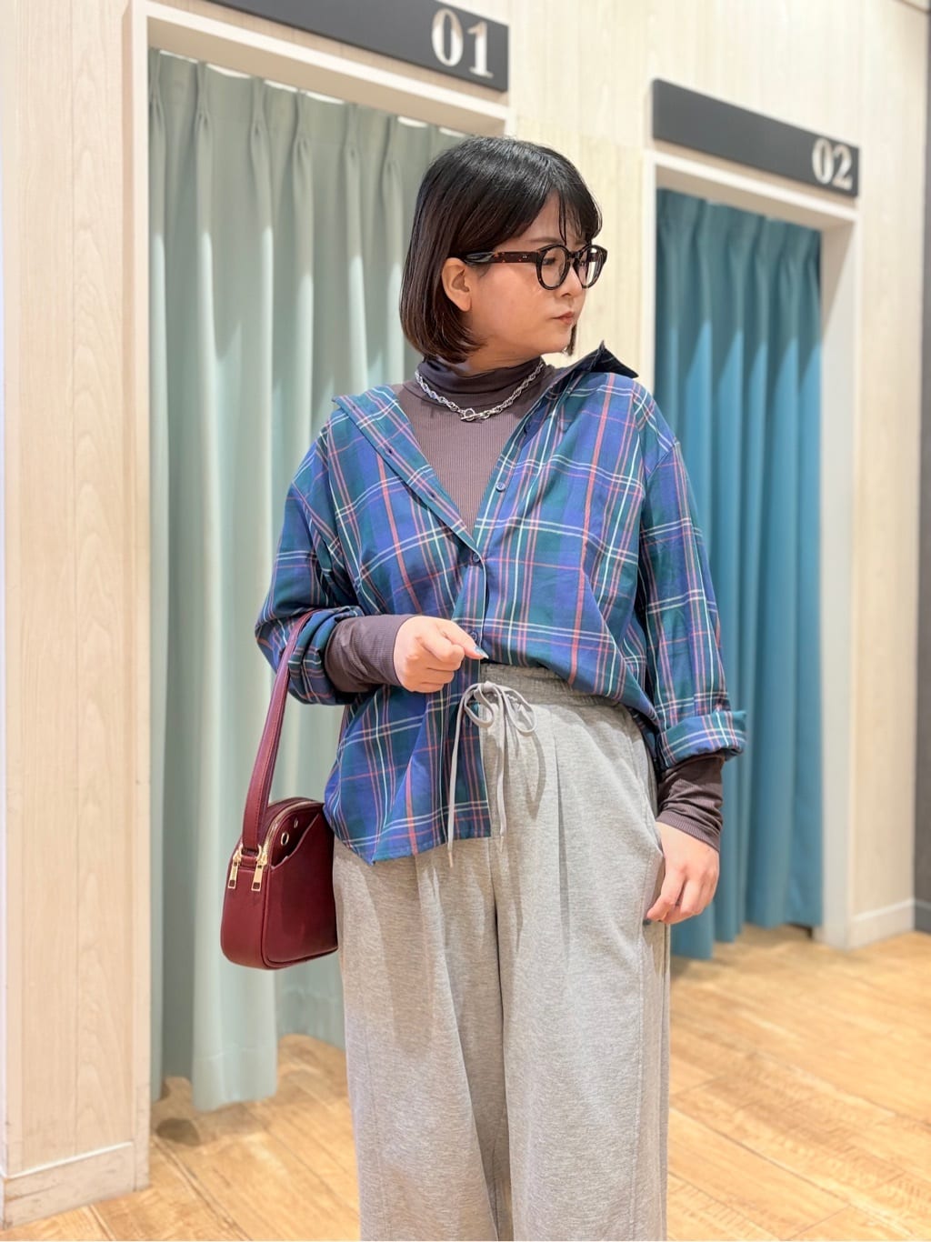砂糖さんの「SHOO･LA･RUE｜【洗濯機可/S-LL】程よい抜け感 大人のチェックシャツ」を使ったコーディネート