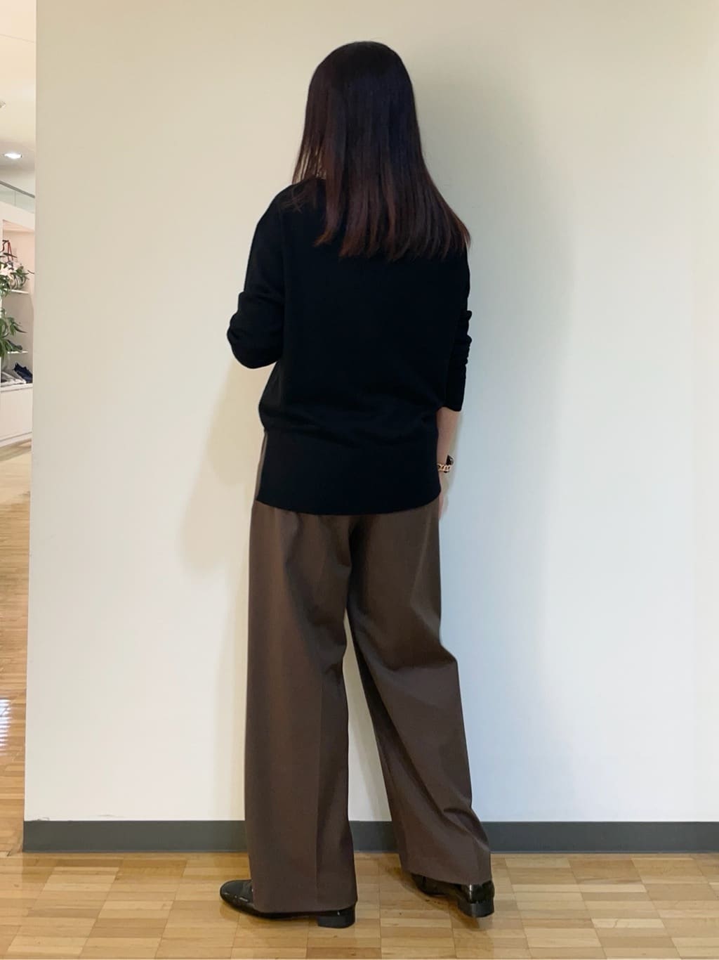 フナキさんの「UNTITLED｜【8色展開/体型カバー】魅せるタイムレスニット」を使ったコーディネート
