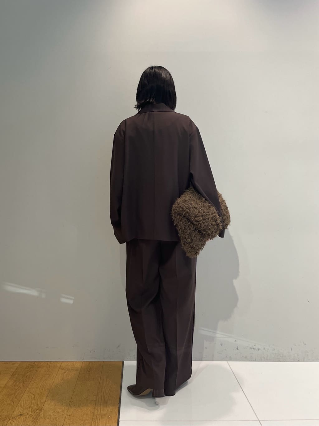 Harukaさんの「INDIVI｜Comfy SET UP｜イージーストレートワイドパンツ【セットアップ対応／通勤/カセット服】」を使ったコーディネート