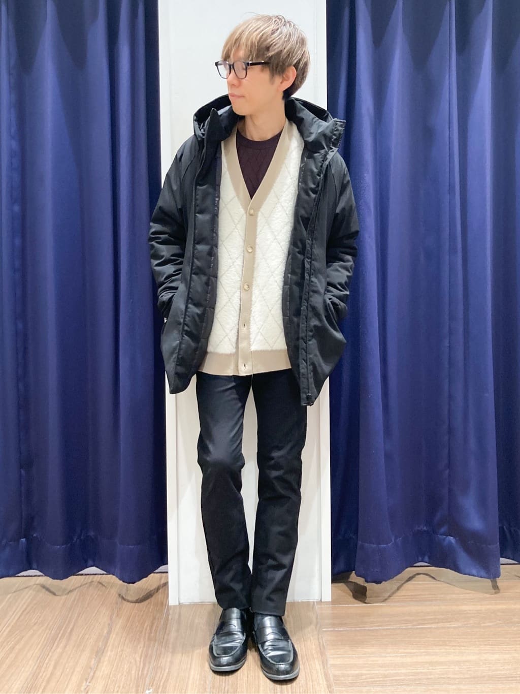 つーじーさんの「THE SHOP TK｜【軽くて、暖かい】SORONA／ソロナ 中綿ブルゾン 防風/軽量/洗濯機OK/フード脱着可」を使ったコーディネート