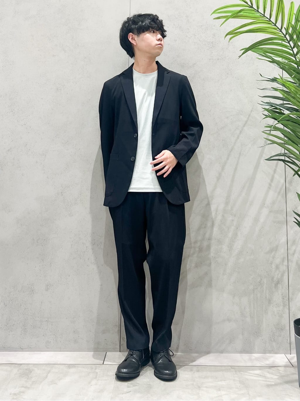 SHI-MAさんの「THE SHOP TK｜【Begin/ビギン10月号掲載】楊柳スマートジャケット　軽量/洗濯機OK/セットアップ可」を使ったコーディネート