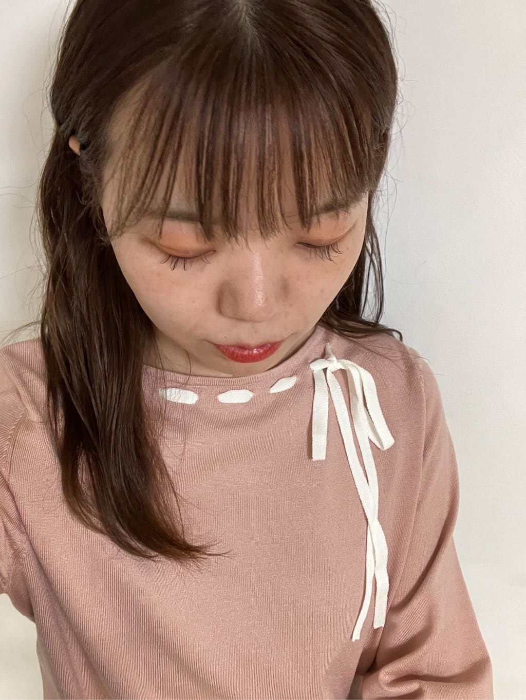 MAYUKIさんの「index｜はしごリボンバイカラーニット【洗濯機OK】」を使ったコーディネート
