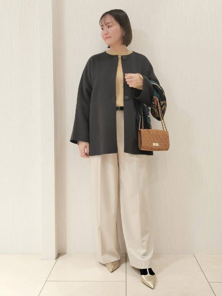 naokoさんの「UNTITLED｜【ミディ丈/軽やか】セミラグランリバー コート」を使ったコーディネート
