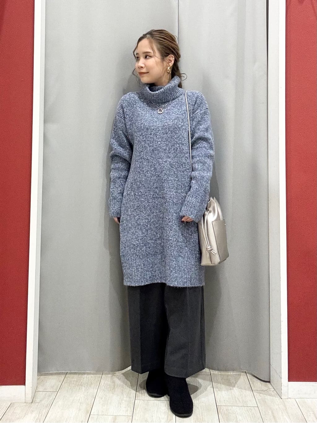 shioさんの「SHOO･LA･RUE｜【洗濯機可/撥水/リバーシブル】 ノーカラー中綿ブルゾン」を使ったコーディネート