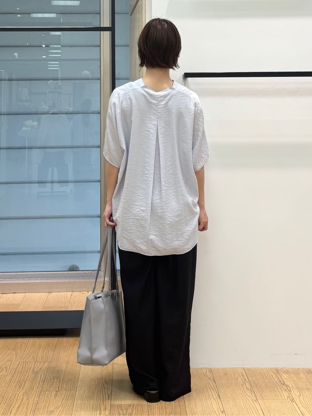 asamiさんの「INDIVI｜【洗える／UVケア／SETUP可能】ドロストワイドパンツ」を使ったコーディネート