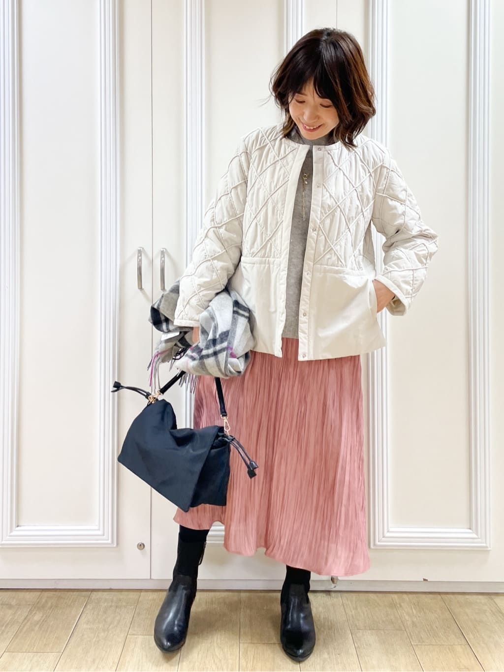 めいさんの「Reflect｜【気軽な羽織に◎】中綿キルティングショートコート」を使ったコーディネート