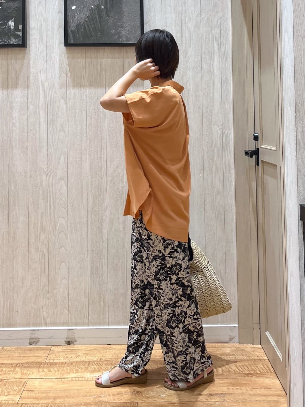 shirayuuuさんの「SHOO･LA･RUE｜【洗える/S-LL/プチプラ】さらっとすっきりきれい見え スキッパーブラウス」を使ったコーディネート