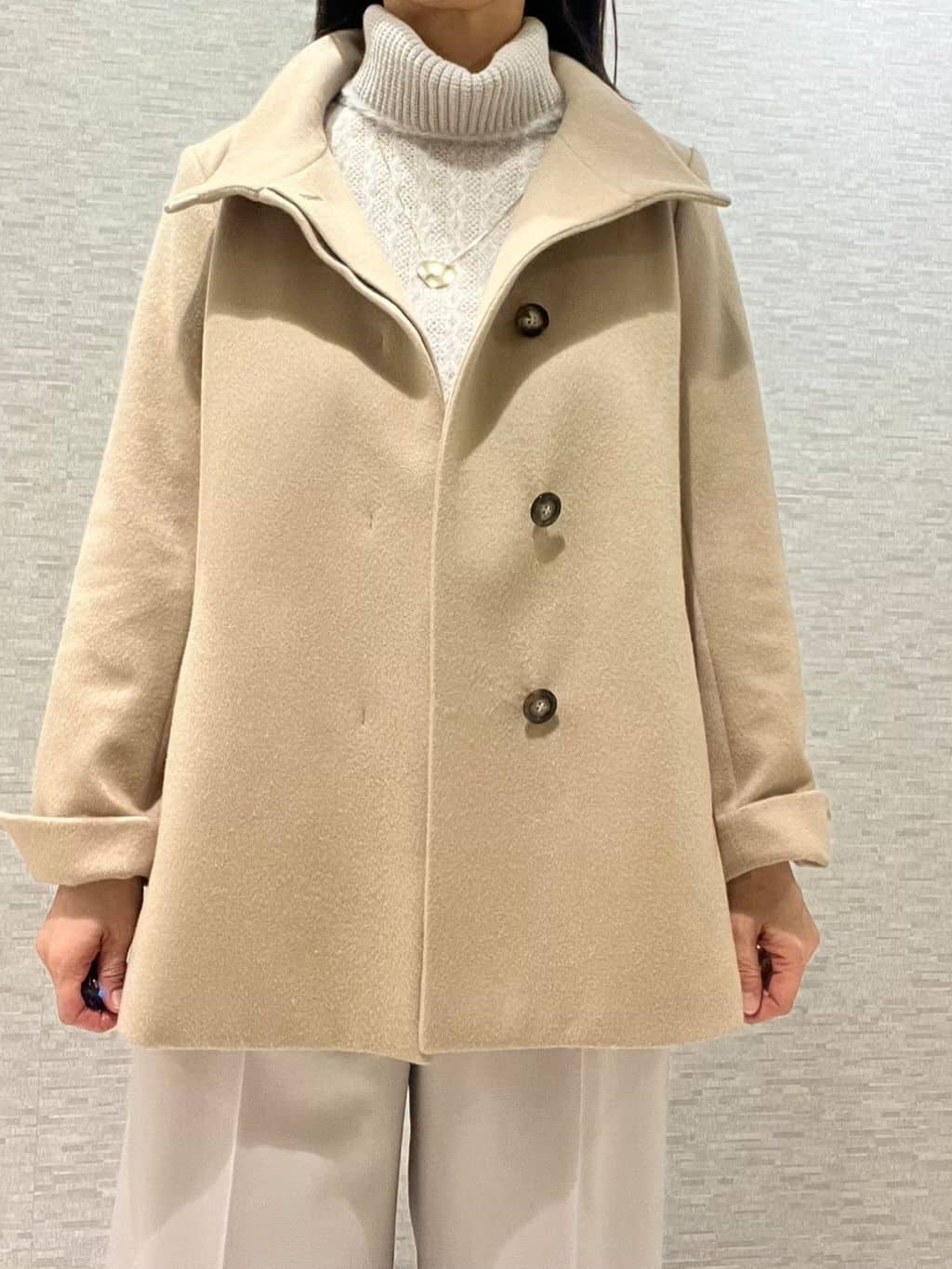 marikoさんの「Reflect｜【SS-4Lサイズ／衿が顔に当たらない◎】スタンドネックミドルコート」を使ったコーディネート