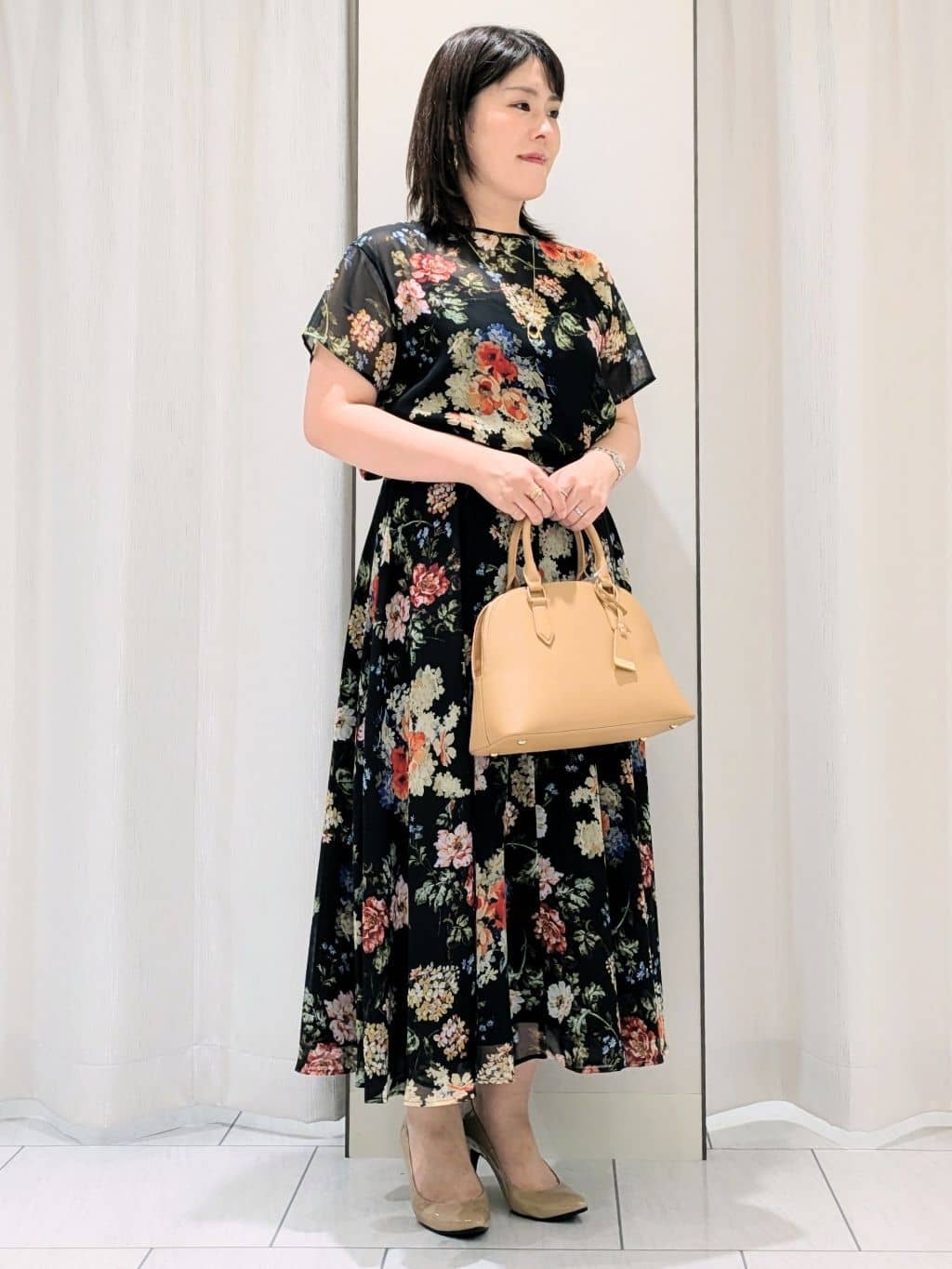 Onumaさんの「UNTITLED｜【セットアップ可/花柄エレガント】アンティークフラワー柄ブラウス」を使ったコーディネート