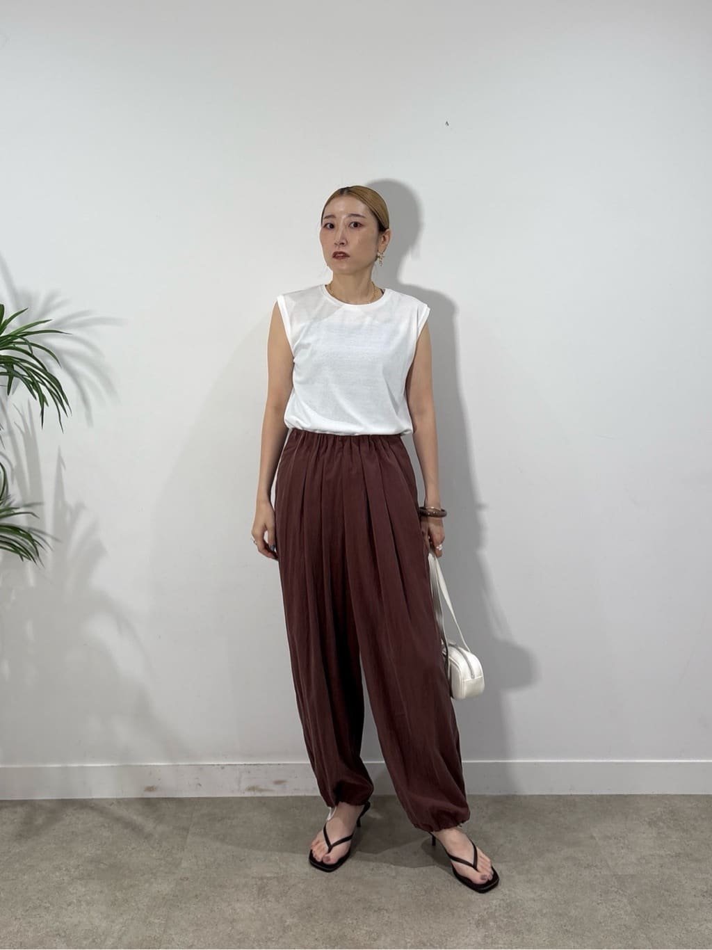 kotakiさんの「INDIVI｜キャミセットカットソー」を使ったコーディネート