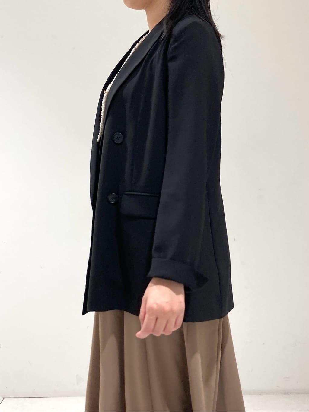momokoさんの「INDIVI｜【軽く羽織れる！】ダブルジャケット」を使ったコーディネート