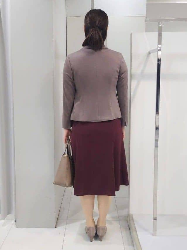 AZUSAさんの「Reflect｜【一枚着で着映え◎／ジャケットのインナーにも】フロント開きブラウス」を使ったコーディネート