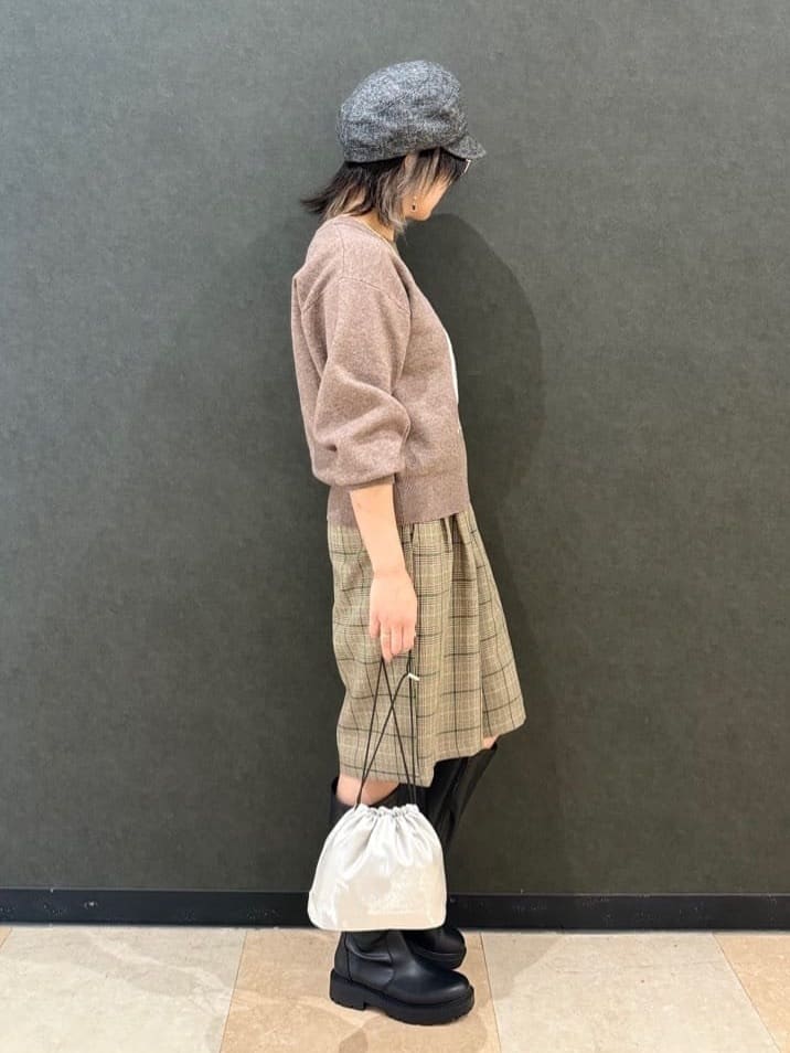 misakiさんの「SHOO･LA･RUE｜【セットアップ可】チェック柄タックハーフパンツ」を使ったコーディネート