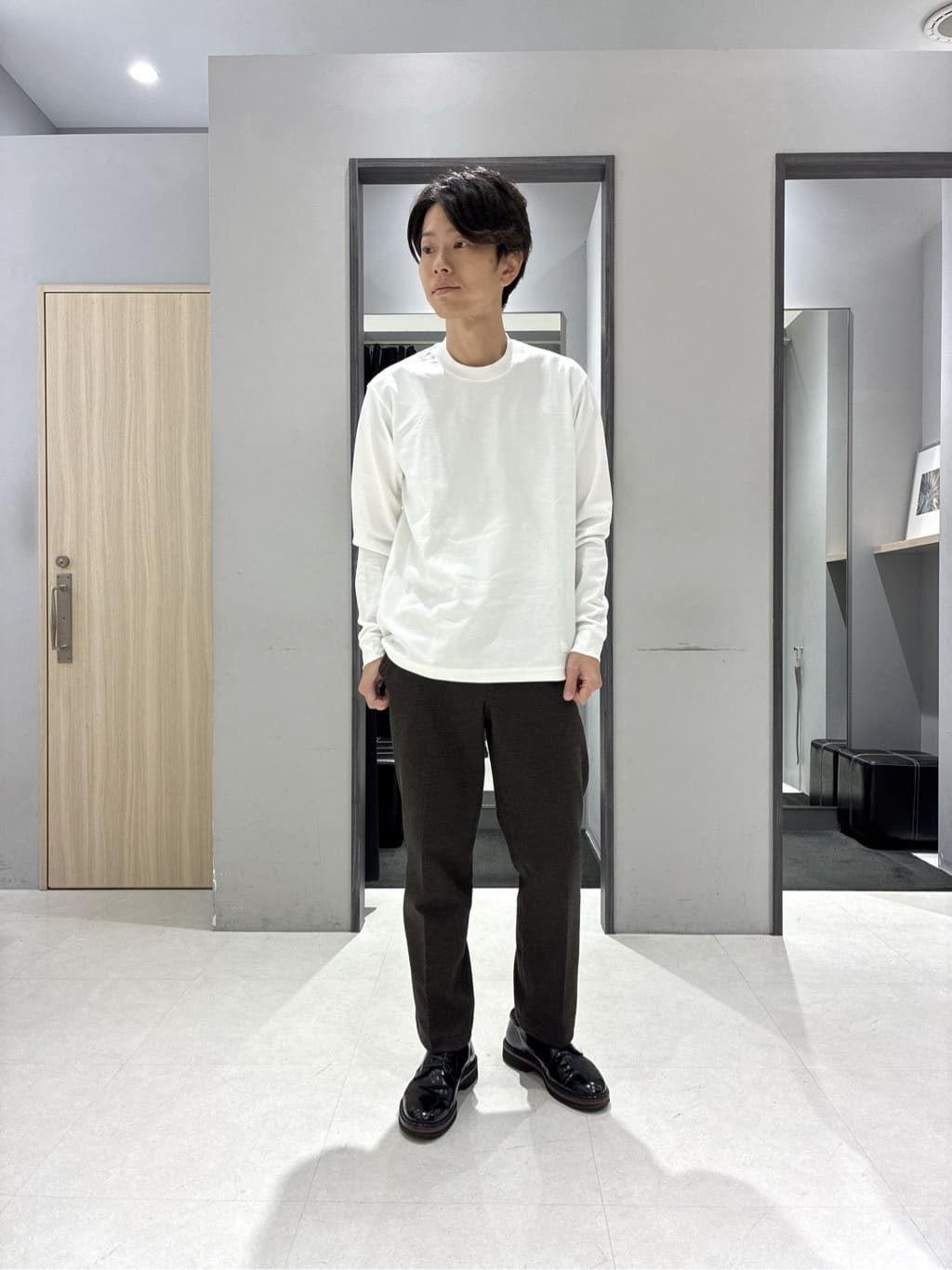 わいずみさんの「TAKEO KIKUCHI｜ストレッチ テーラードＴシャツ」を使ったコーディネート
