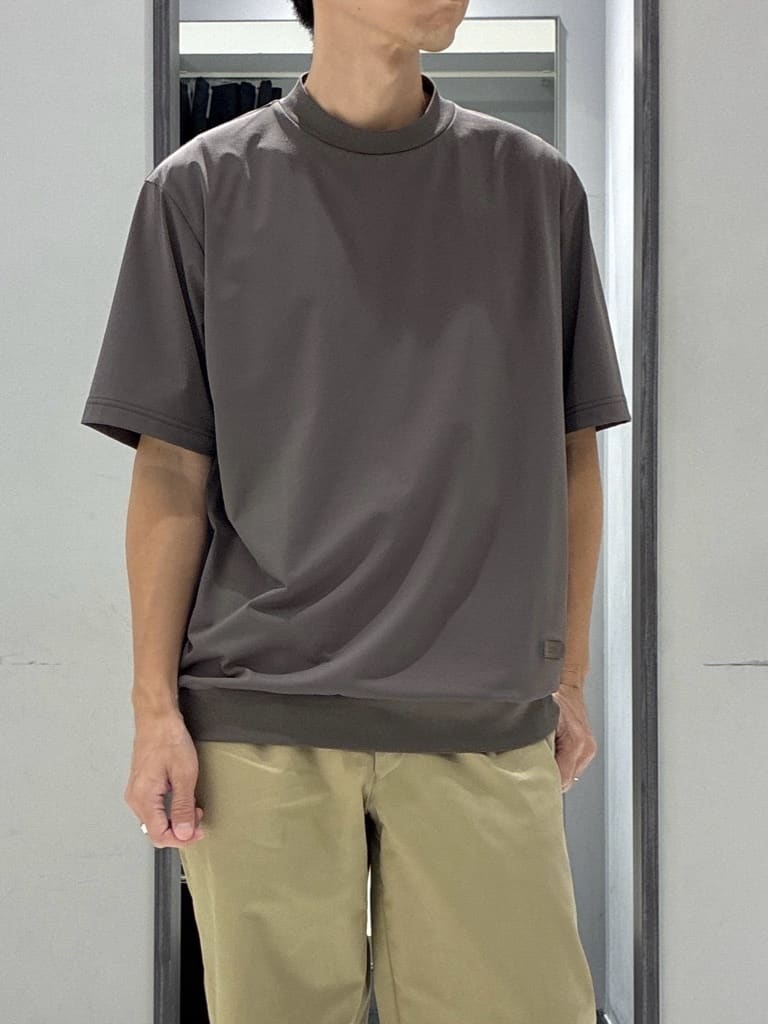 わいずみさんの「TAKEO KIKUCHI｜ストライプ小花 長袖シャツ」を使ったコーディネート