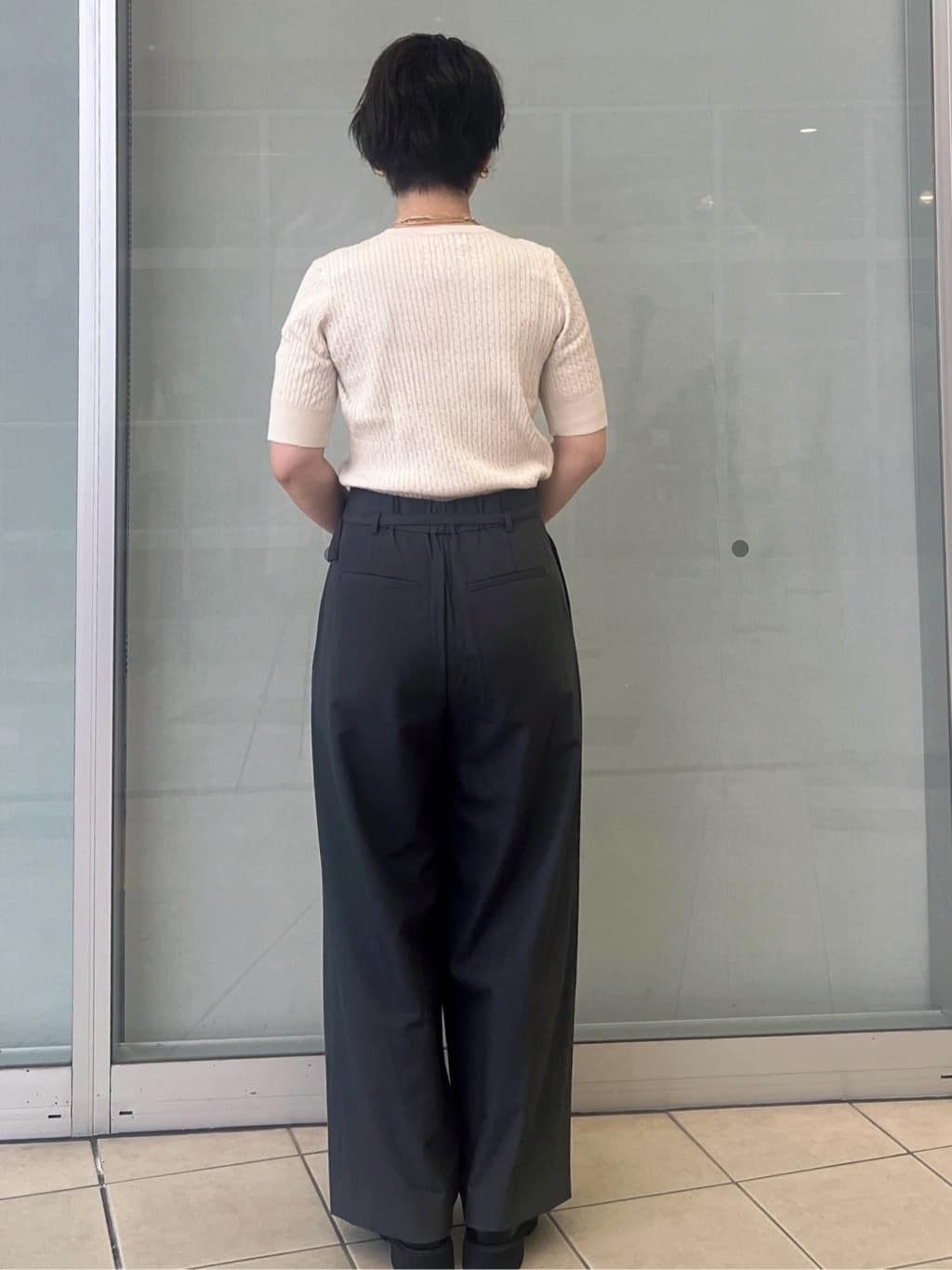 yo-koさんの「OPAQUE.CLIP｜ケーブルハーフスリーブニット【UVケア／洗濯機OK】《6col／S～LL》」を使ったコーディネート