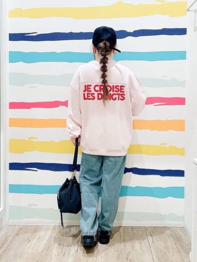 Peeさんの「SHOO･LA･RUE｜アニマル刺繍キャップ」を使ったコーディネート