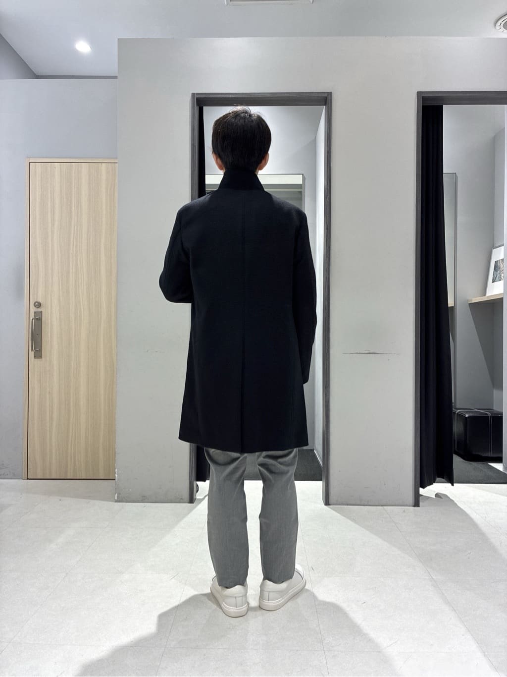 わいずみさんの「TAKEO KIKUCHI｜【ウールカシミヤブレンド】ビーバー調 スタンドカラー コート」を使ったコーディネート