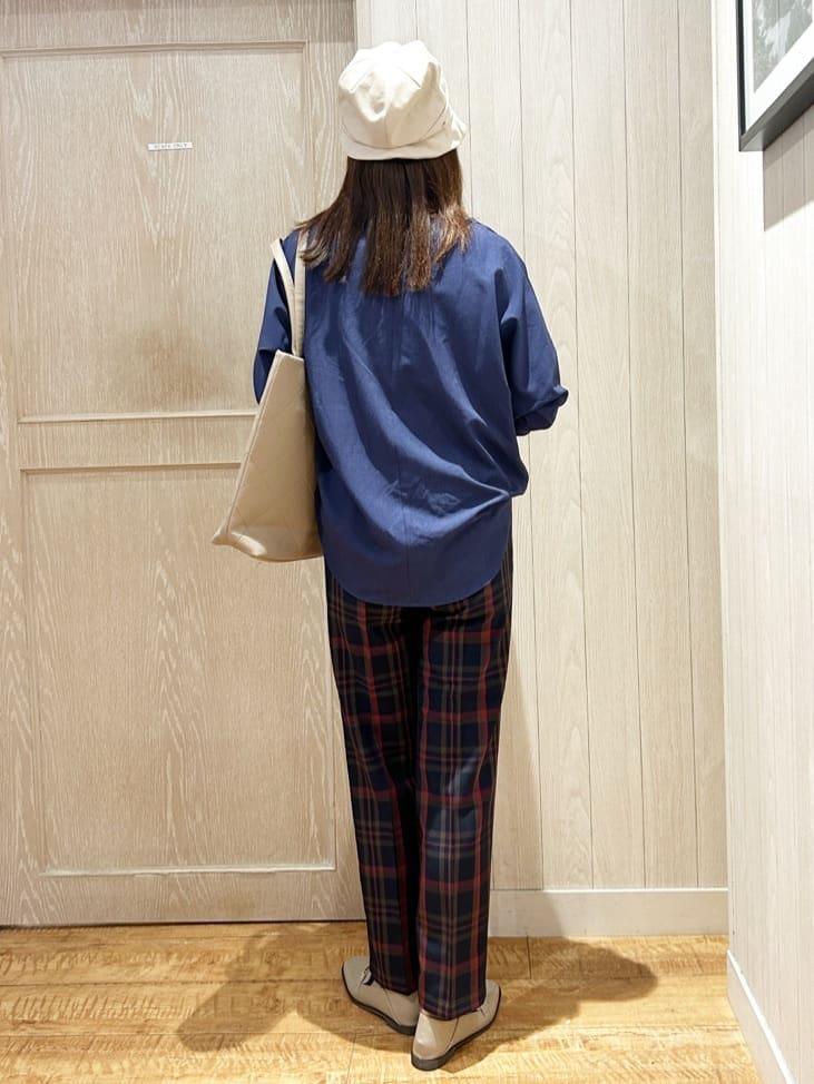 yukaさんの「SHOO･LA･RUE｜【高レビュー/洗濯後しわになりにくい】1枚でサマ見え 8分袖ドルマンブラウス」を使ったコーディネート