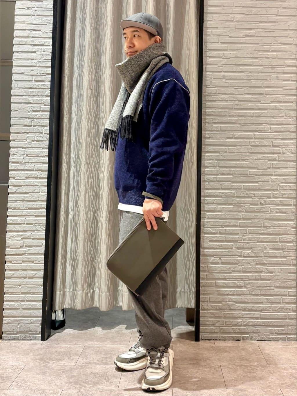Pーyamaさんの「THE SHOP TK｜【大人の上品カジュアルを叶える】ハグするニット 洗濯機OK／6色展開」を使ったコーディネート