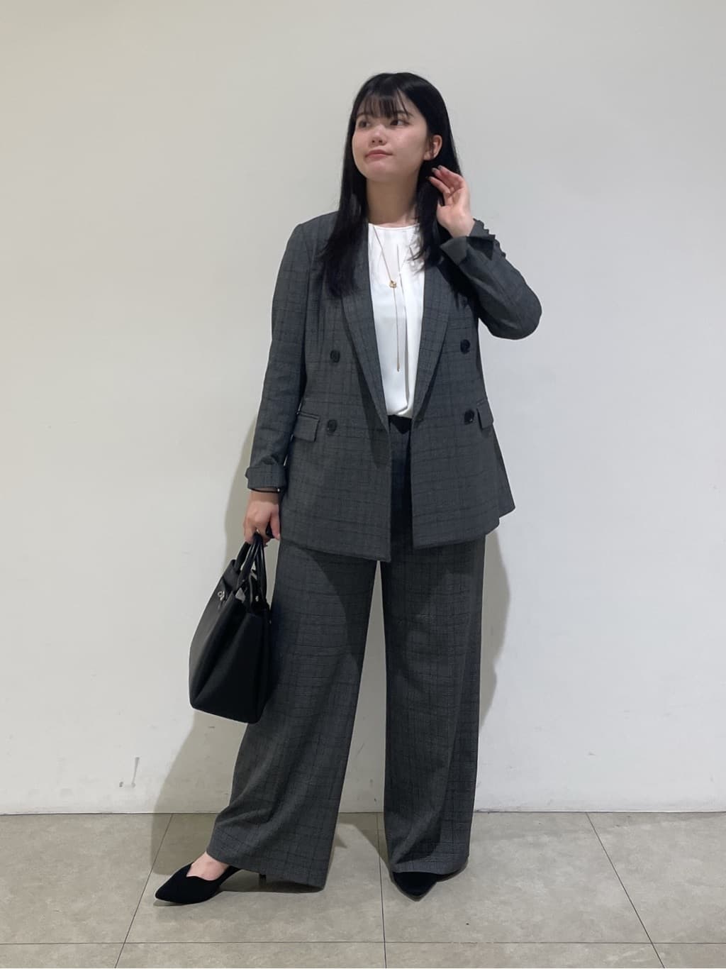 emikaさんの「INDIVI｜【洗える／オンオフ】チェック柄ダブルジャケット」を使ったコーディネート