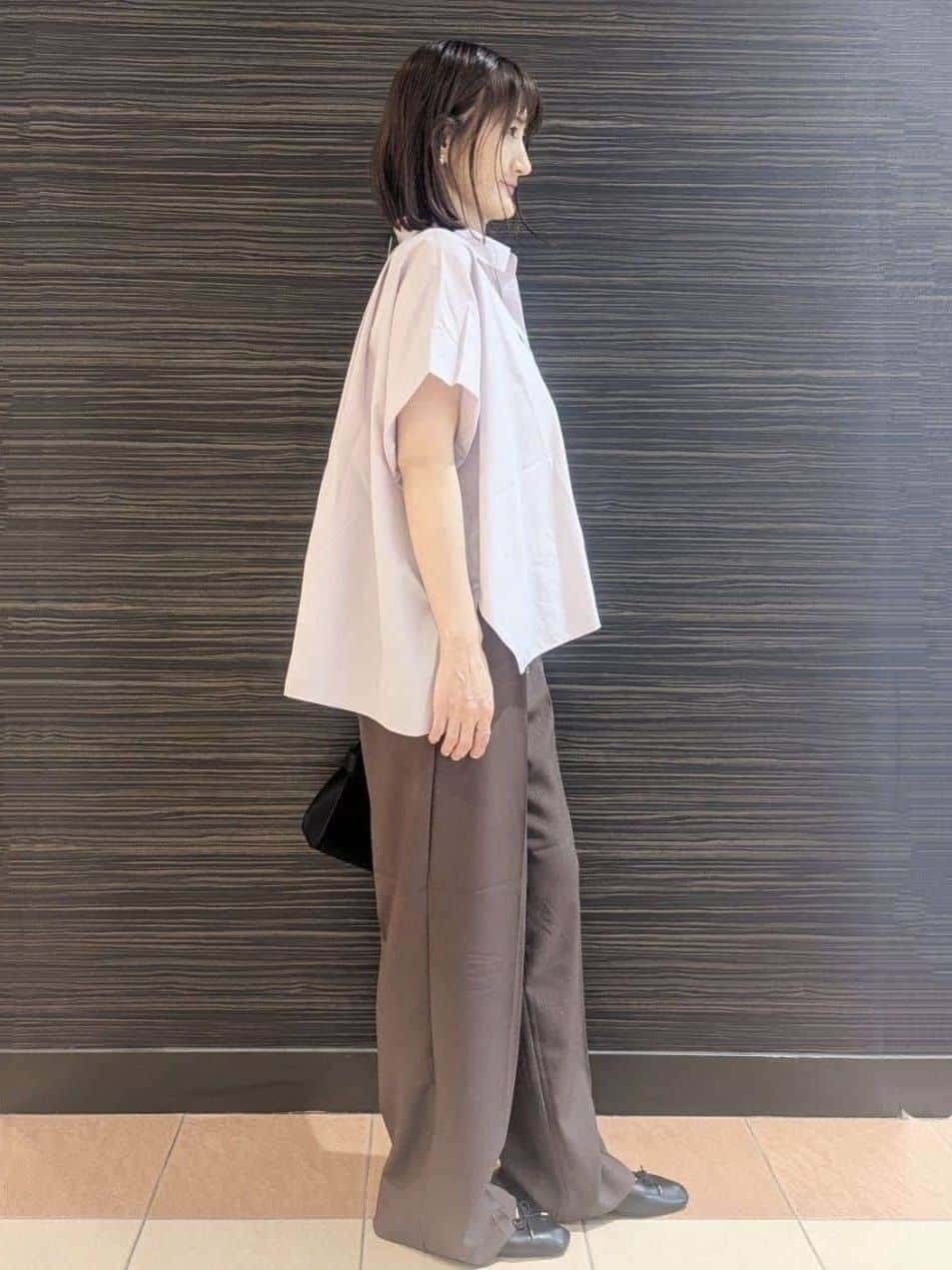 Miさんの「OPAQUE.CLIP｜《andGIRL掲載》リラクシーシャツ【洗濯機洗い可】」を使ったコーディネート