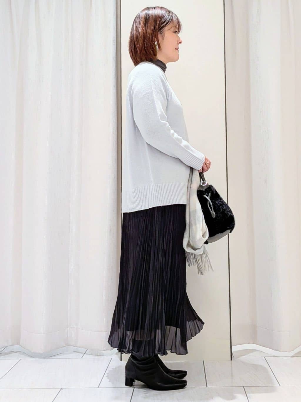 Onumaさんの「UNTITLED｜【重ね着もおすすめ/洗える】ウールカシミヤ クルーネックニット」を使ったコーディネート