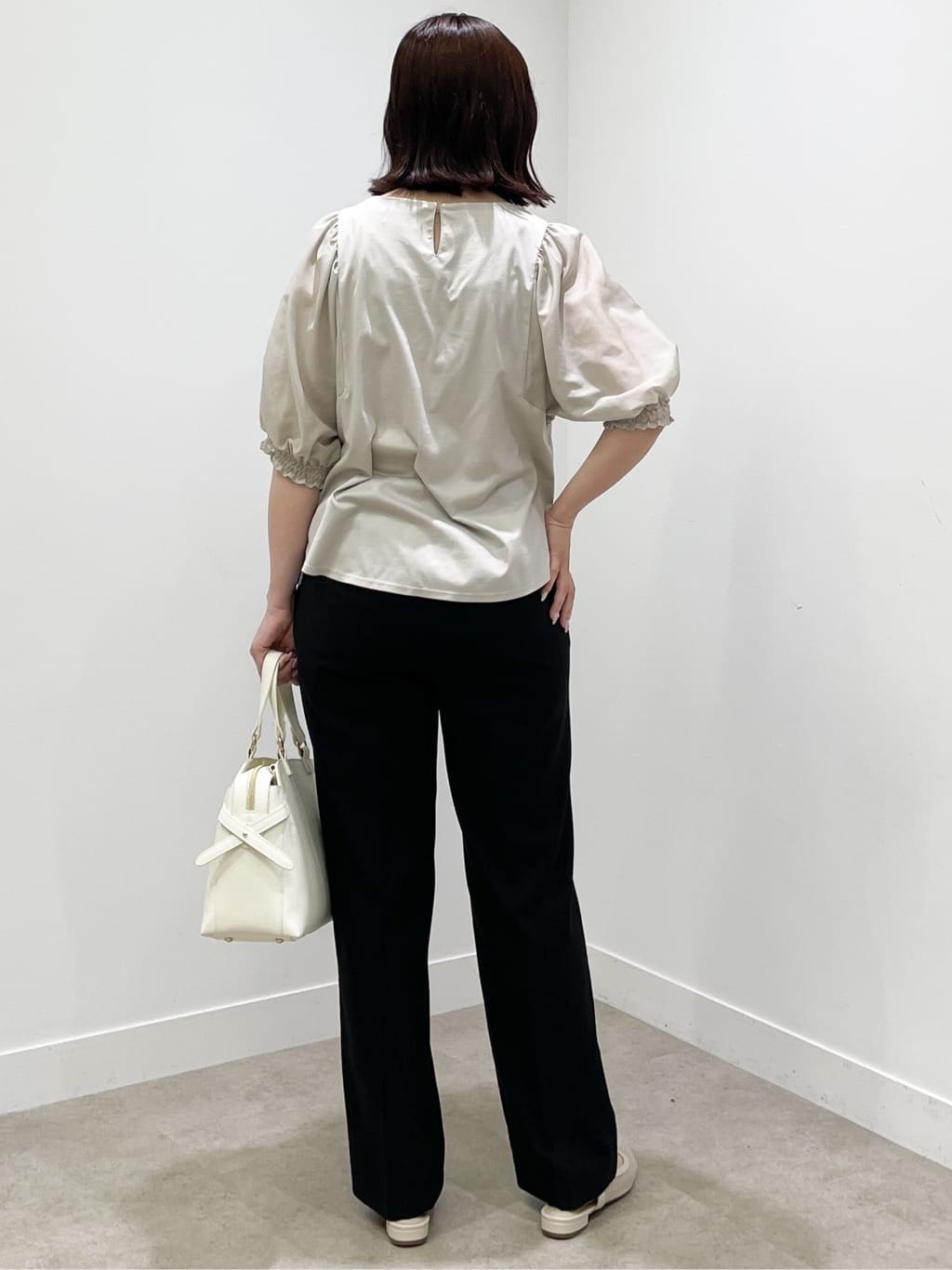 yukariさんの「Reflect｜【マシンウォッシュ可】リネンライクフレアパンツ」を使ったコーディネート