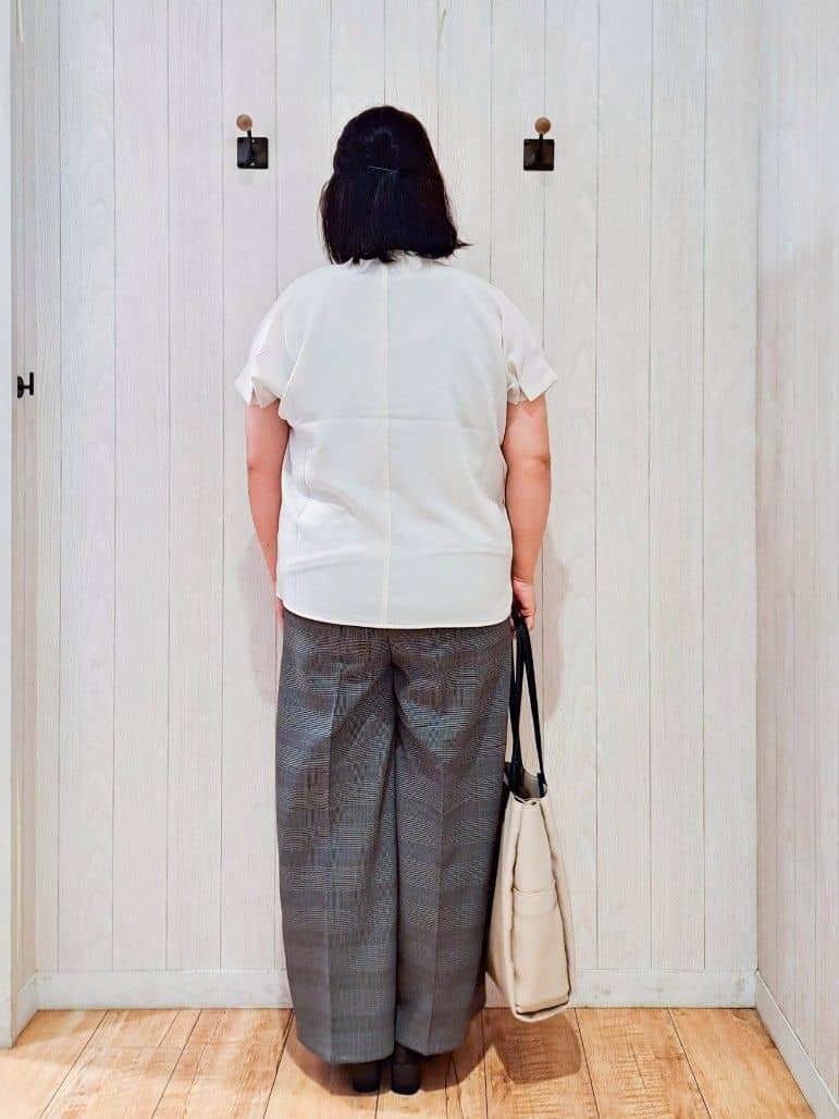 kotomiさんの「SHOO･LA･RUE｜【S-LL/セットアップ可/ひんやり】きちんと見えで上品 お袖タック スキッパーブラウス」を使ったコーディネート