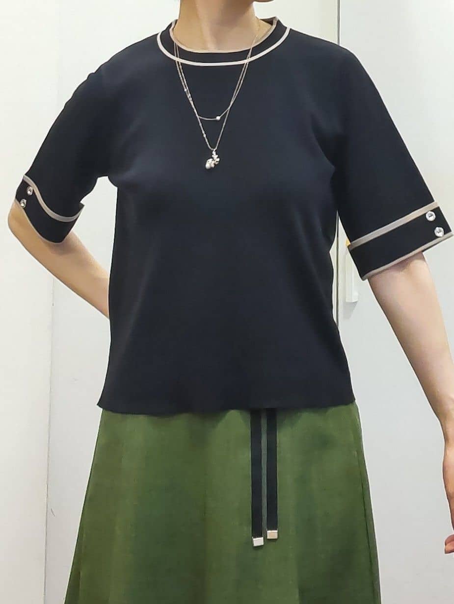 やまちゃんさんの「grove｜ドットで華やぐ　軽やかマーメイドスカート」を使ったコーディネート