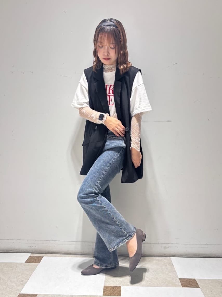 せらら⭐️さんの「ESPERANZA｜《定番》晴雨兼用クッションフラットパンプス」を使ったコーディネート