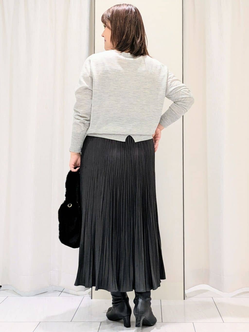Onumaさんの「UNTITLED｜【アンサンブル可/洗える/ボタンなし】シルクウールカシミヤ 着流しカーディガン」を使ったコーディネート