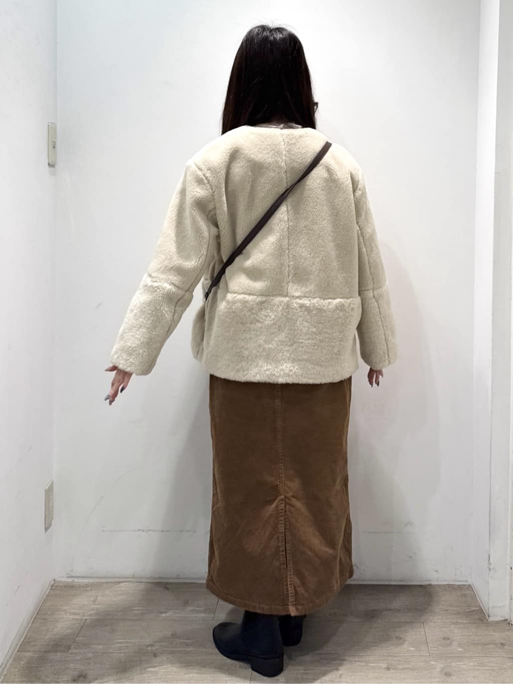 yuicciさんの「OPAQUE.CLIP｜ボートネックニット／エクストラファインメリノウール【THEシリーズ／洗濯機OK】」を使ったコーディネート