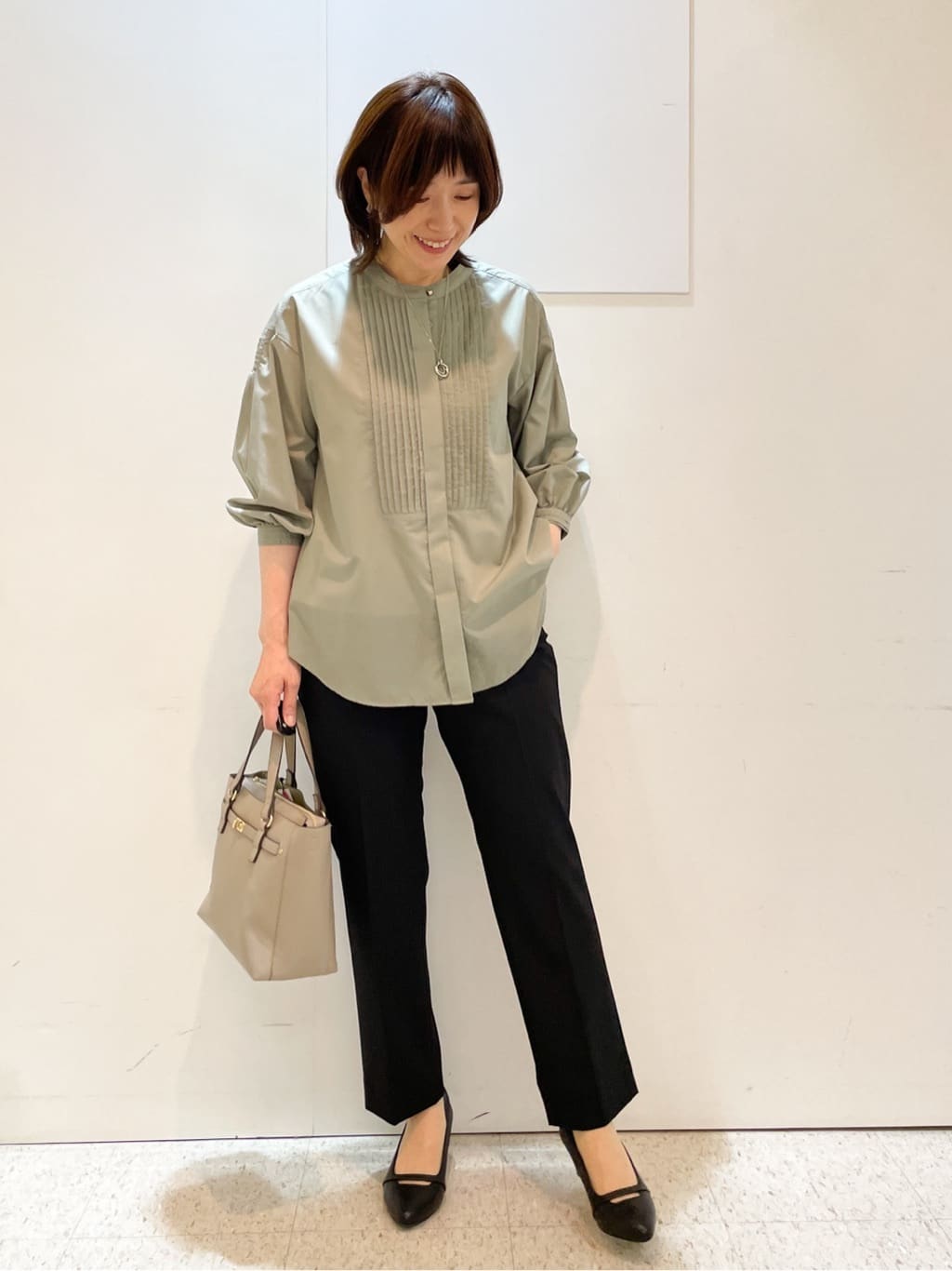 めいさんの「Reflect｜【寒暖差対策に◎／手洗い可／旅行や通勤に】フード付きシアーカーディガン」を使ったコーディネート