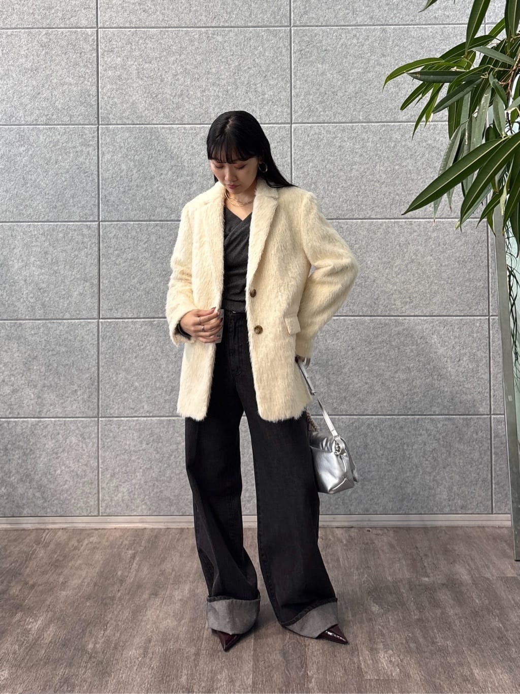 rinaさんの「INDIVI｜ロールアップデニム」を使ったコーディネート