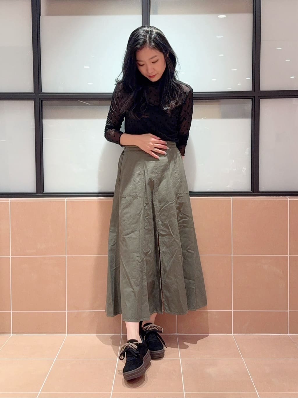 kaoriさんの「ESPERANZA｜ミックスシューレーススニーカー」を使ったコーディネート