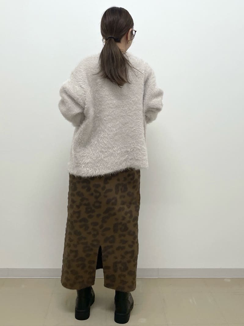 Akiさんの「OPAQUE.CLIP｜シャギーミドルカーディガン【洗濯機OK】《6col》」を使ったコーディネート