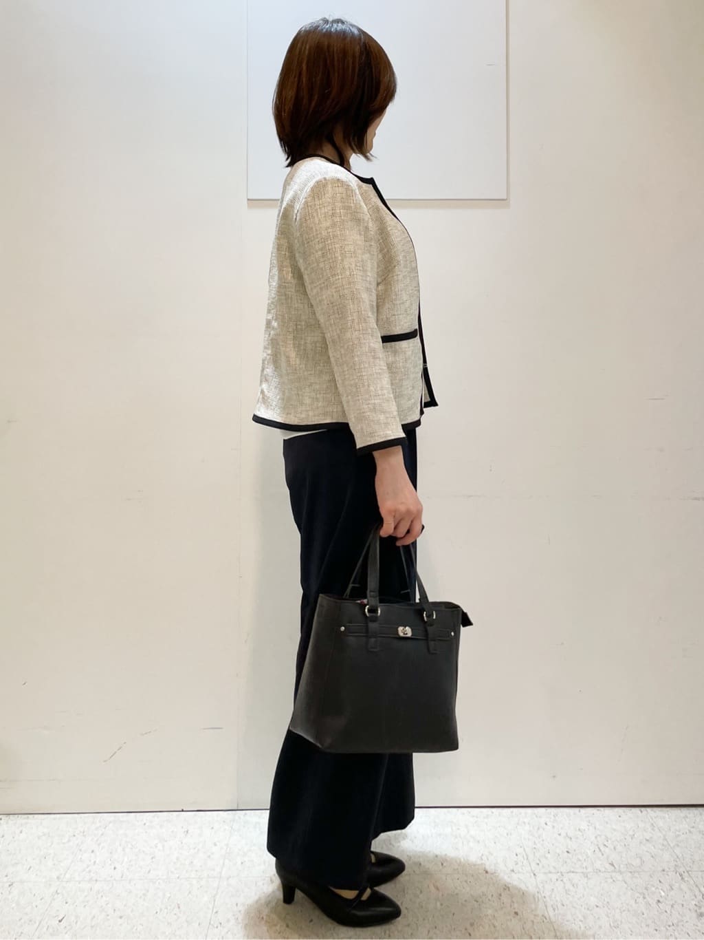 めいさんの「Reflect｜【一枚着で着映え◎／ジャケットのインナーにも】フロント開きブラウス」を使ったコーディネート