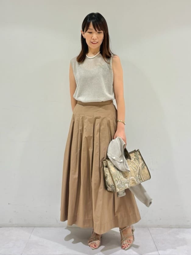 erikoさんの「UNTITLED｜【アンサンブル可/洗える】シアーノースリーブ プルオーバー」を使ったコーディネート