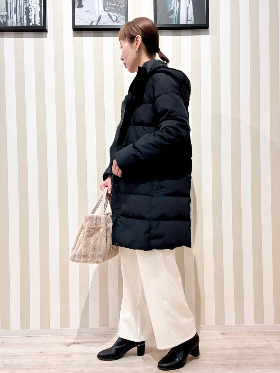まつこさんの「SHOO･LA･RUE｜【洗濯機可/撥水】フェイクファーフード ロングダウン」を使ったコーディネート