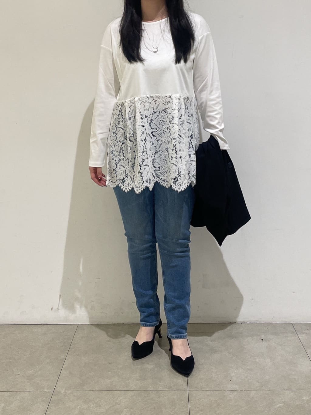 emikaさんの「INDIVI｜【軽く羽織れる！】ダブルジャケット」を使ったコーディネート