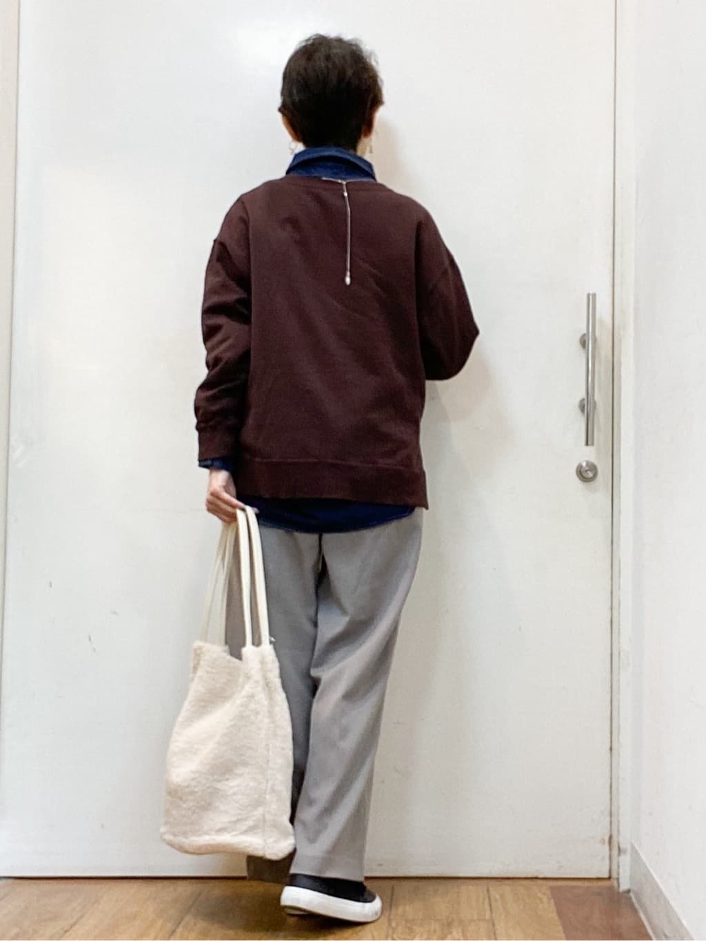 みぃさんの「SHOO･LA･RUE｜グラフィックアソート裏毛スウェット」を使ったコーディネート