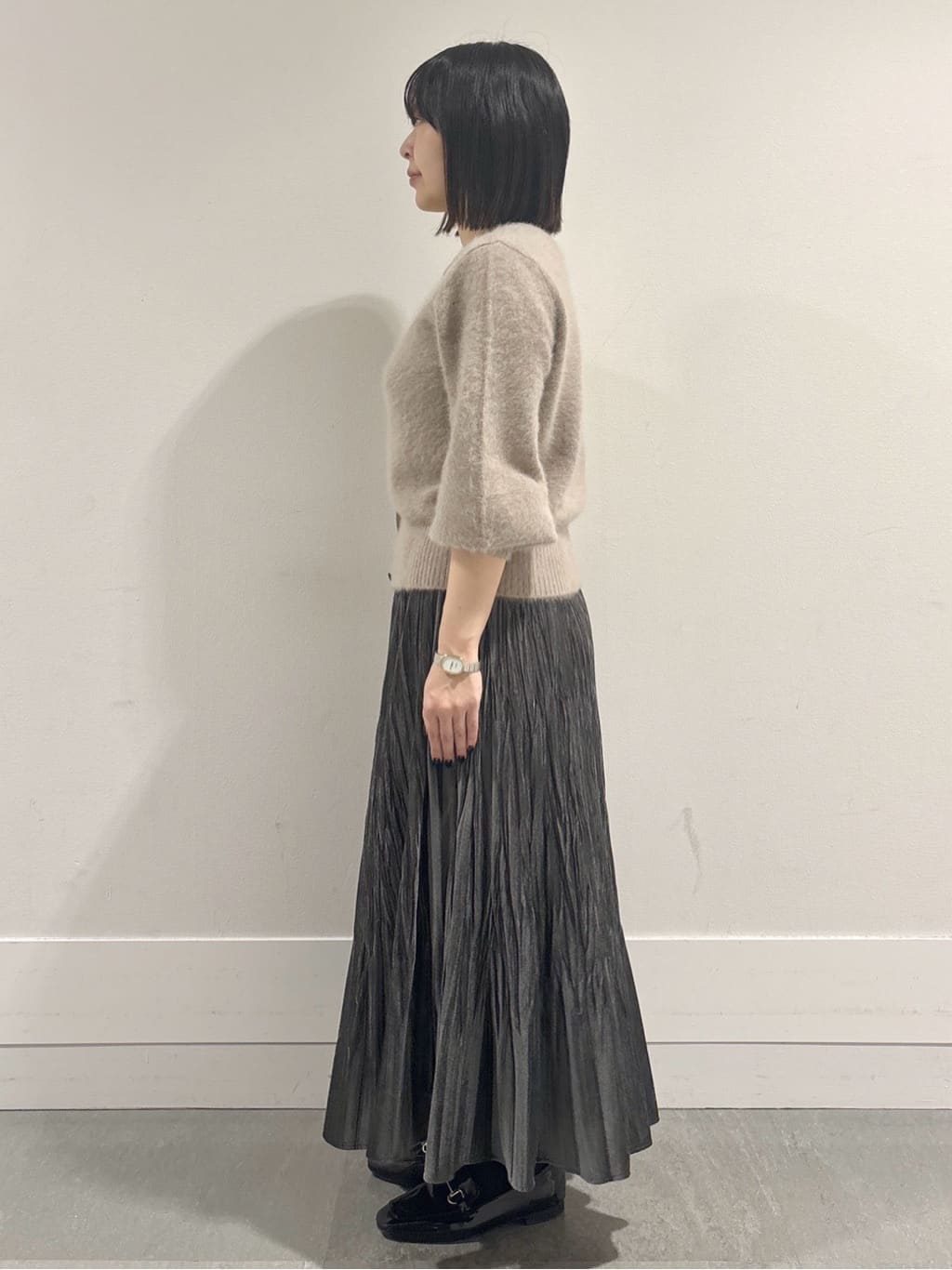 モエカさんの「UNTITLED｜【ふわふわニット/前後2WAY】フォックスカシミヤカーディガン」を使ったコーディネート