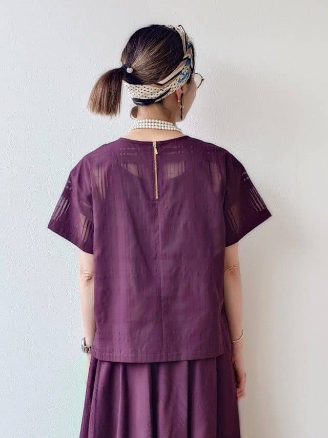 MUTSUKOさんの「UNTITLED｜【セットアップ可/エレガント】シアーチェックTブラウス」を使ったコーディネート