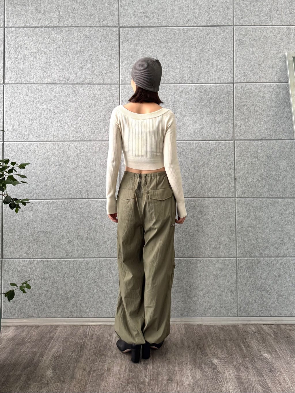 uchi__yamaさんの「CODE A｜short cardigan」を使ったコーディネート