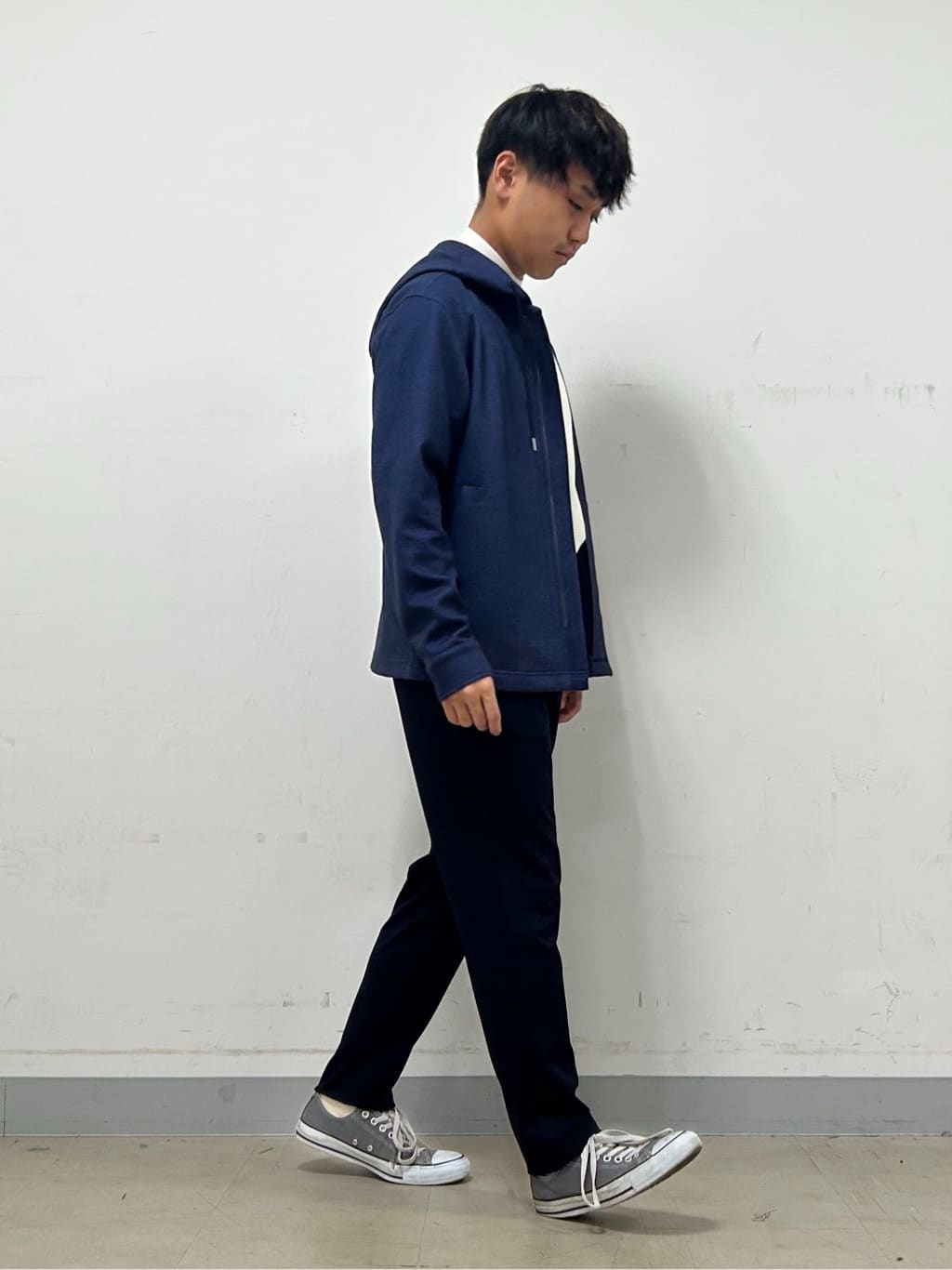 Hiroさんの「TAKEO KIKUCHI｜【JUST ONE LAYER】ダウンファブリックZIPパーカー」を使ったコーディネート