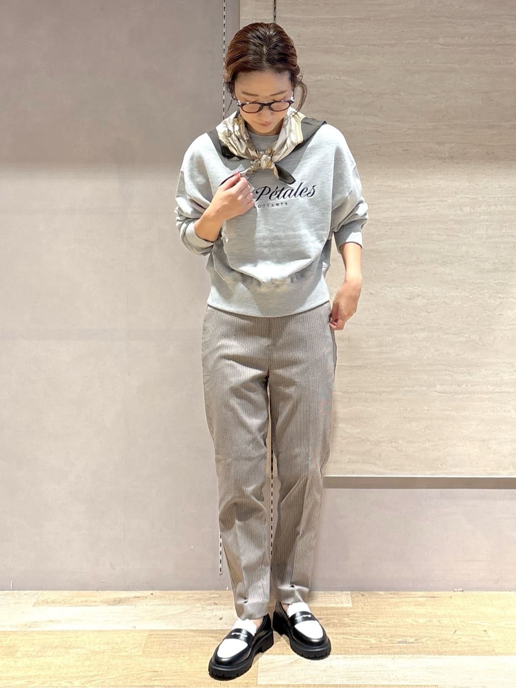たけねぇさんの「OPAQUE.CLIP｜《SS-LLサイズ》ハイストレッチイージースティックパンツ【洗濯機洗い可】」を使ったコーディネート