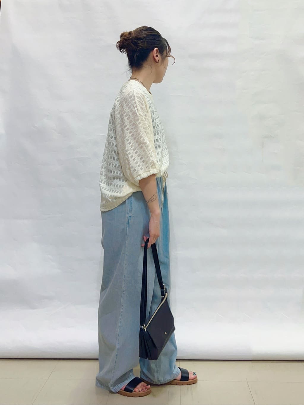 まっつんさんの「SHOO･LA･RUE｜【S-LL】涼やかで好印象 シアーチェック ドルマントップス」を使ったコーディネート